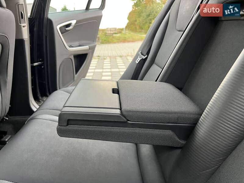 Универсал Volvo V60 2012 в Стрые