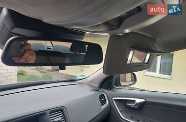 Универсал Volvo V60 2014 в 