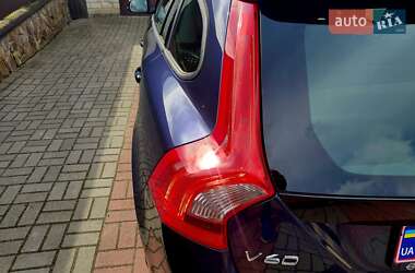Универсал Volvo V60 2014 в 