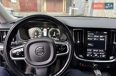 Универсал Volvo V60 2019 в 