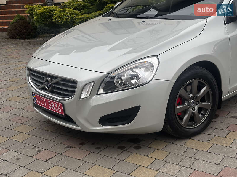 Универсал Volvo V60 2012 в Стрые