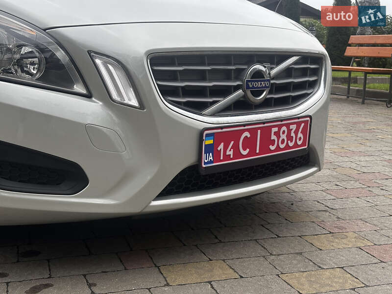 Универсал Volvo V60 2012 в Стрые
