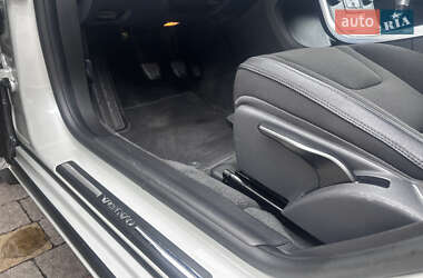 Универсал Volvo V60 2012 в 