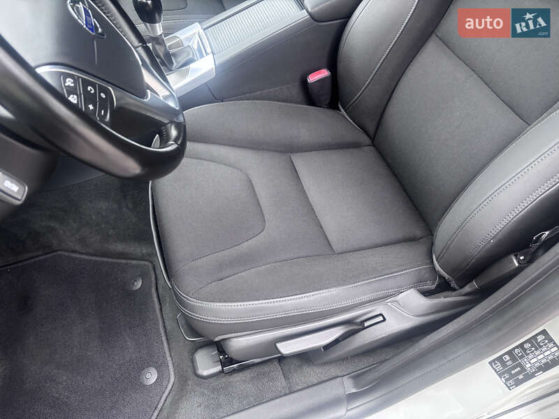 Универсал Volvo V60 2012 в Стрые