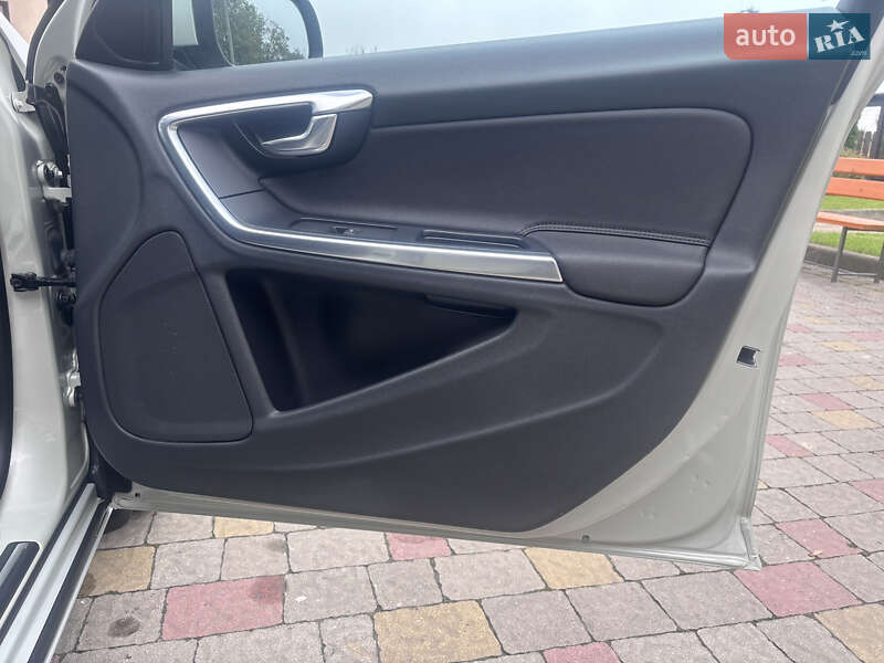 Универсал Volvo V60 2012 в Стрые