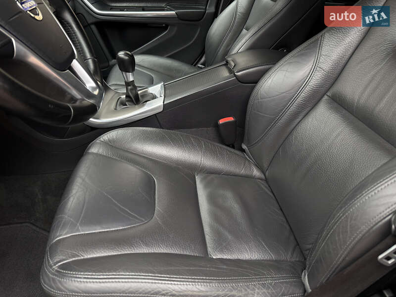 Универсал Volvo V60 2011 в Стрые