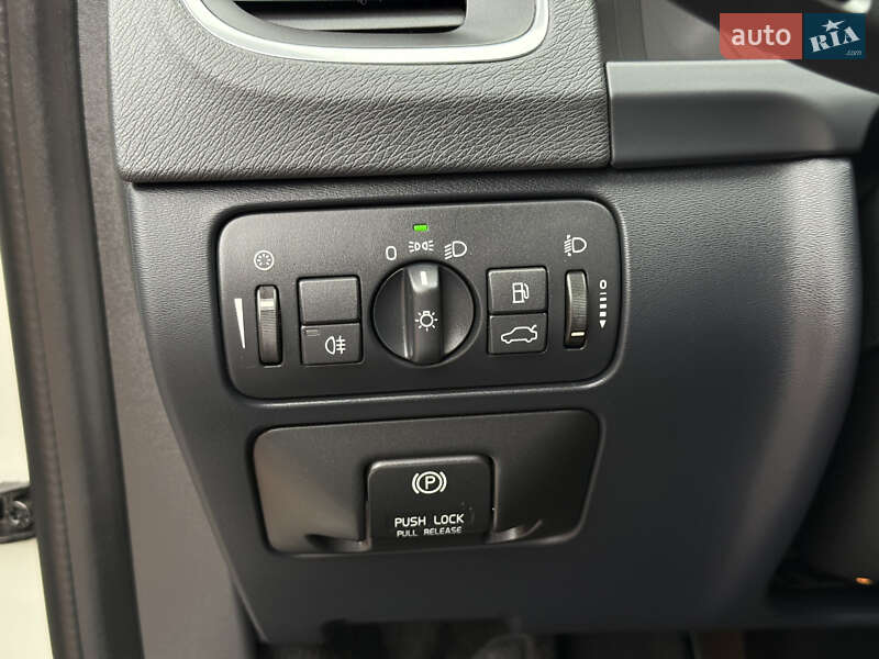 Универсал Volvo V60 2011 в Стрые