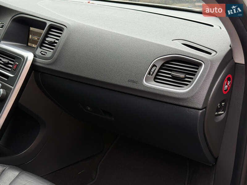 Универсал Volvo V60 2011 в Стрые