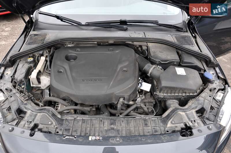 Универсал Volvo V60 2015 в Львове