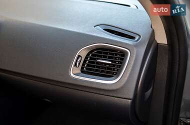 Универсал Volvo V60 2016 в 