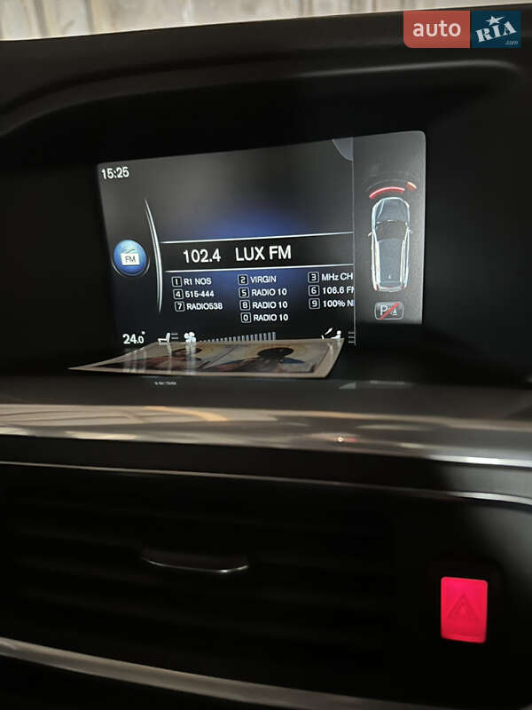 Универсал Volvo V60 2014 в Черновцах