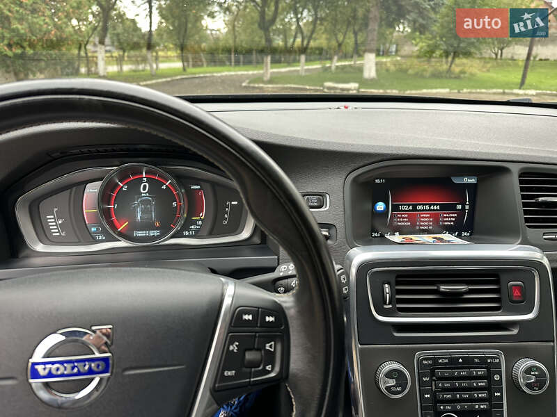 Универсал Volvo V60 2014 в Черновцах