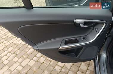 Универсал Volvo V60 2017 в 