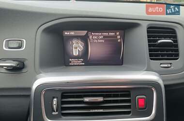 Универсал Volvo V60 2017 в 