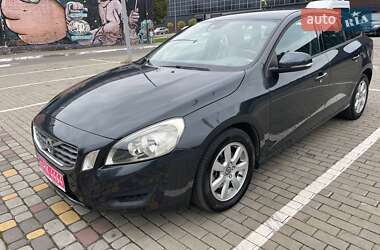 Універсал Volvo V60 2013 в Луцьку