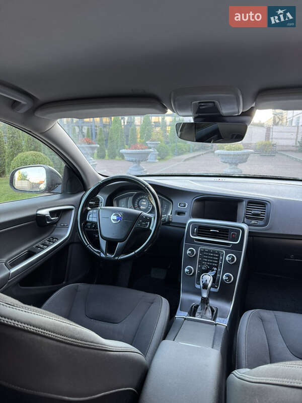 Универсал Volvo V60 2014 в Моршине