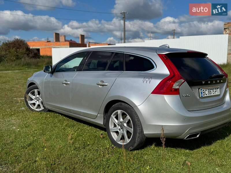 Универсал Volvo V60 2014 в Новояворовске