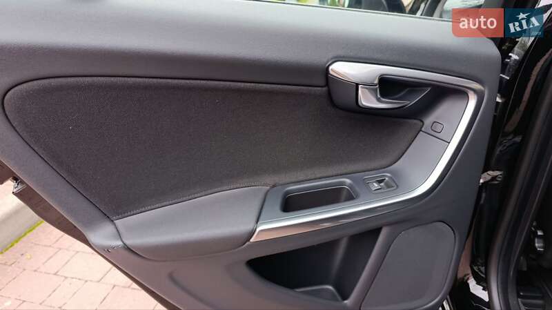 Универсал Volvo V60 2012 в Стрые