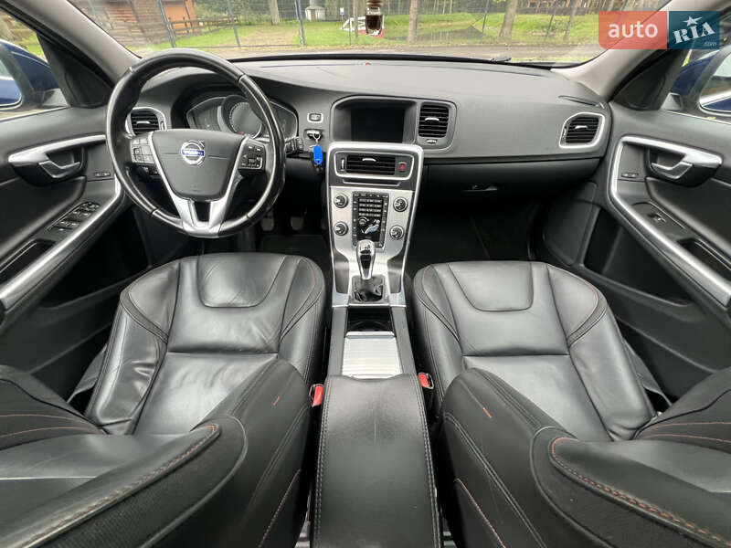 Универсал Volvo V60 2016 в Луцке