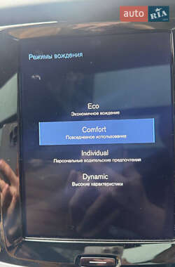 Универсал Volvo V60 2020 в 