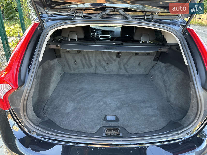 Универсал Volvo V60 2013 в Стрые