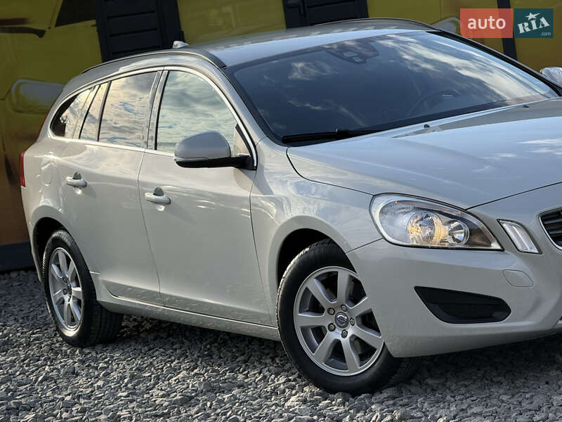 Универсал Volvo V60 2011 в Стрые