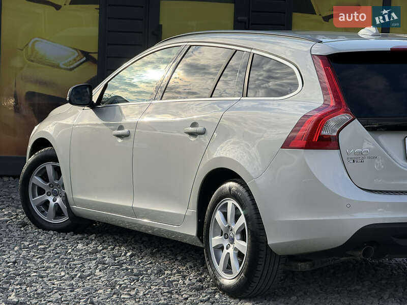 Универсал Volvo V60 2011 в Стрые