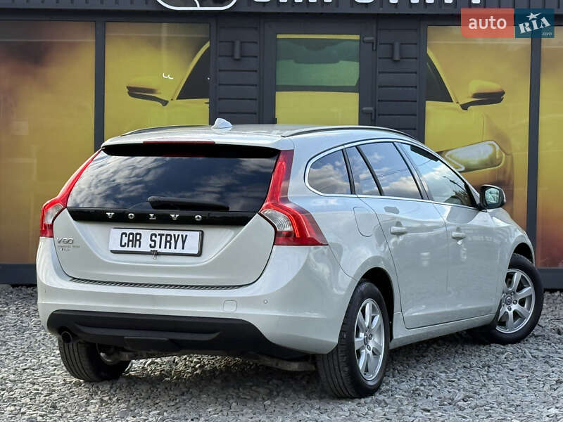 Универсал Volvo V60 2011 в Стрые