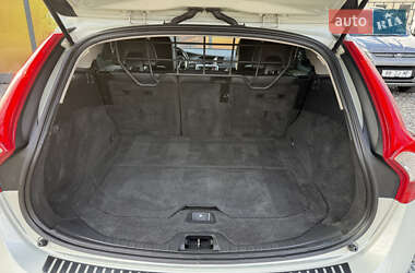 Универсал Volvo V60 2011 в 