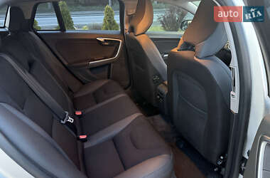 Универсал Volvo V60 2011 в 