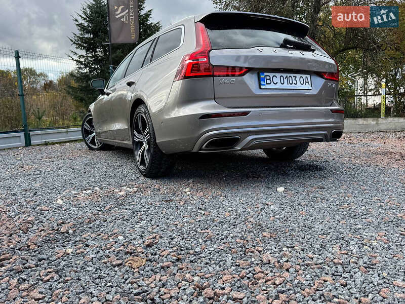 Универсал Volvo V60 2020 в Дрогобыче