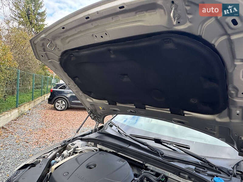 Универсал Volvo V60 2020 в Дрогобыче
