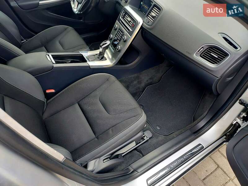 Универсал Volvo V60 2014 в Бродах