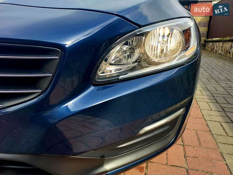 Універсал Volvo V60 2014 в Бродах