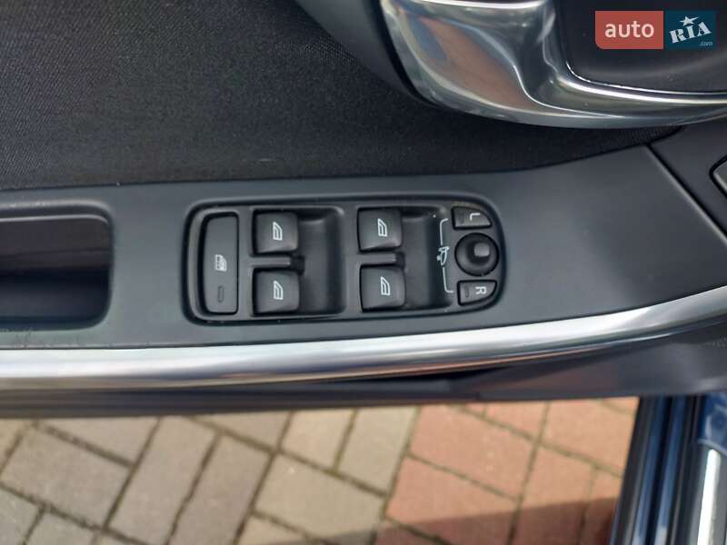 Універсал Volvo V60 2014 в Бродах