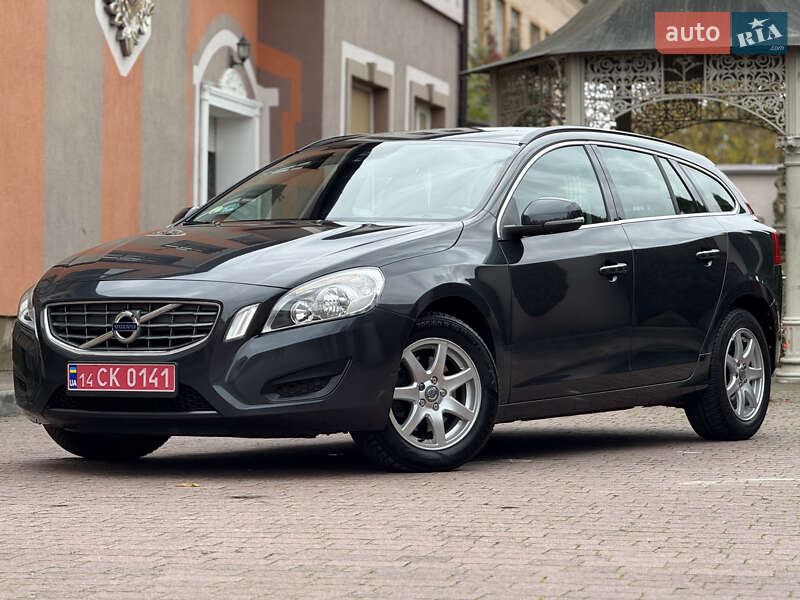 Универсал Volvo V60 2012 в Стрые фото Универсал Volvo V60 2012 в Стрые