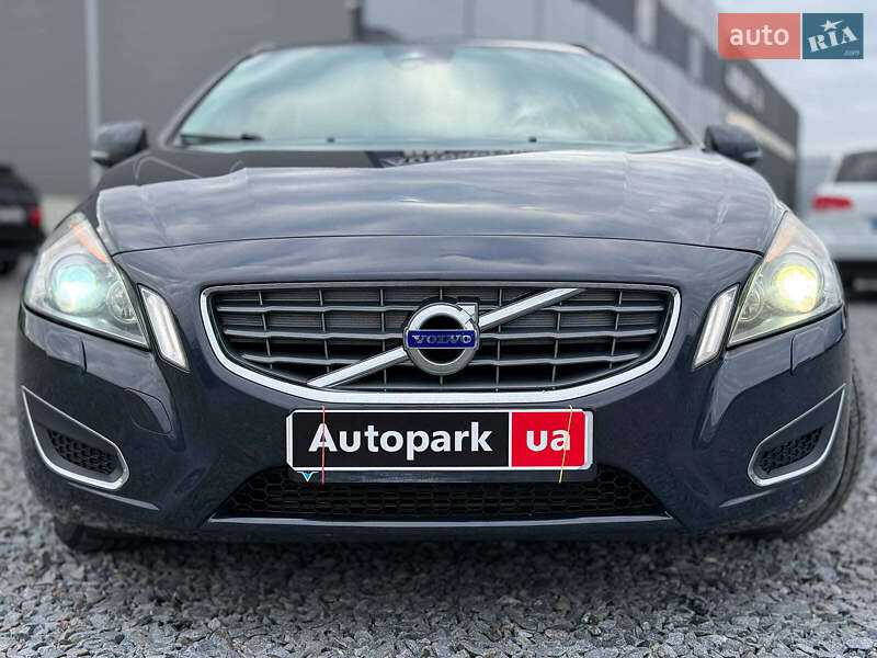 Универсал Volvo V60 2013 в Львове