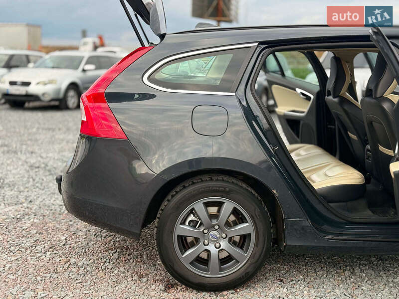 Универсал Volvo V60 2013 в Львове