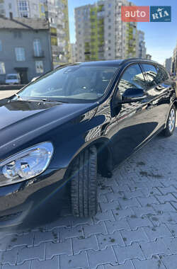 Універсал Volvo V60 2012 в 