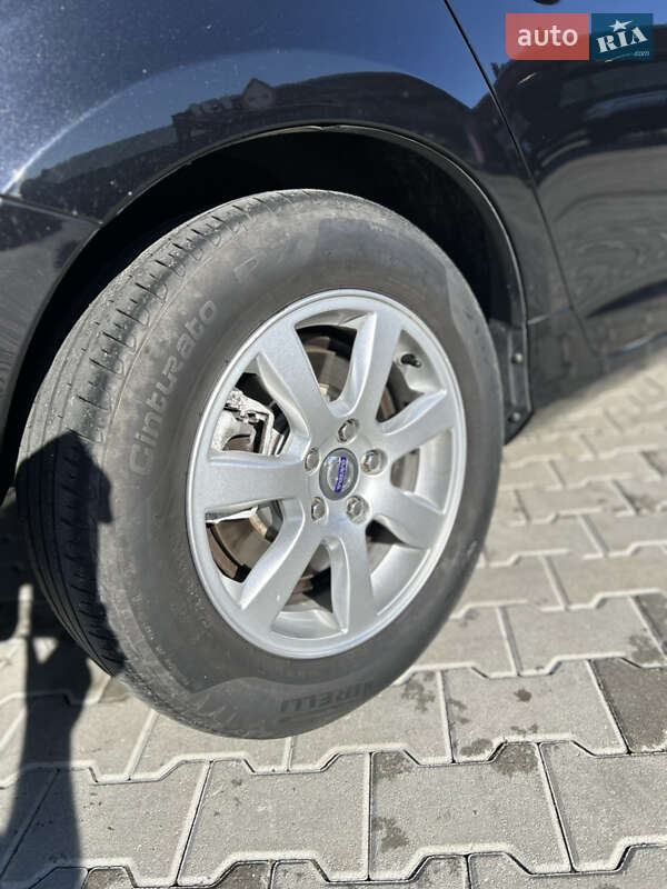 Универсал Volvo V60 2012 в Львове