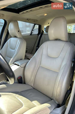 Універсал Volvo V60 2012 в 