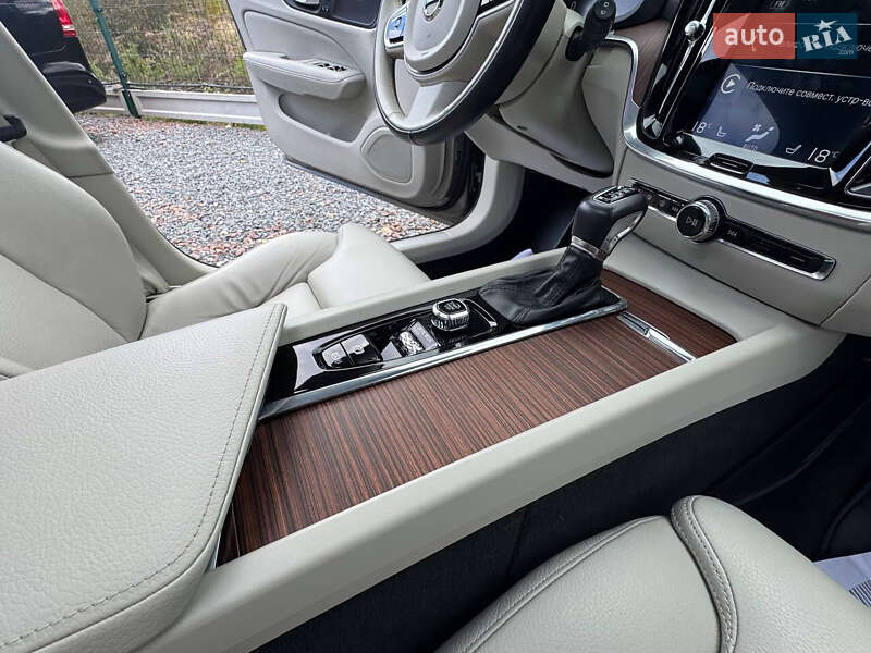 Універсал Volvo V60 2020 в Дрогобичі