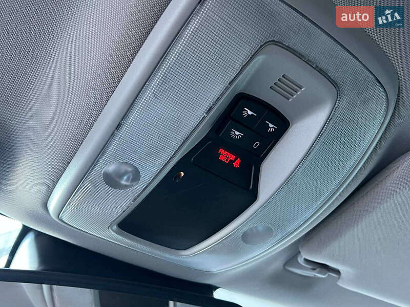 Універсал Volvo V60 2014 в Львові