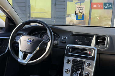 Універсал Volvo V60 2017 в 