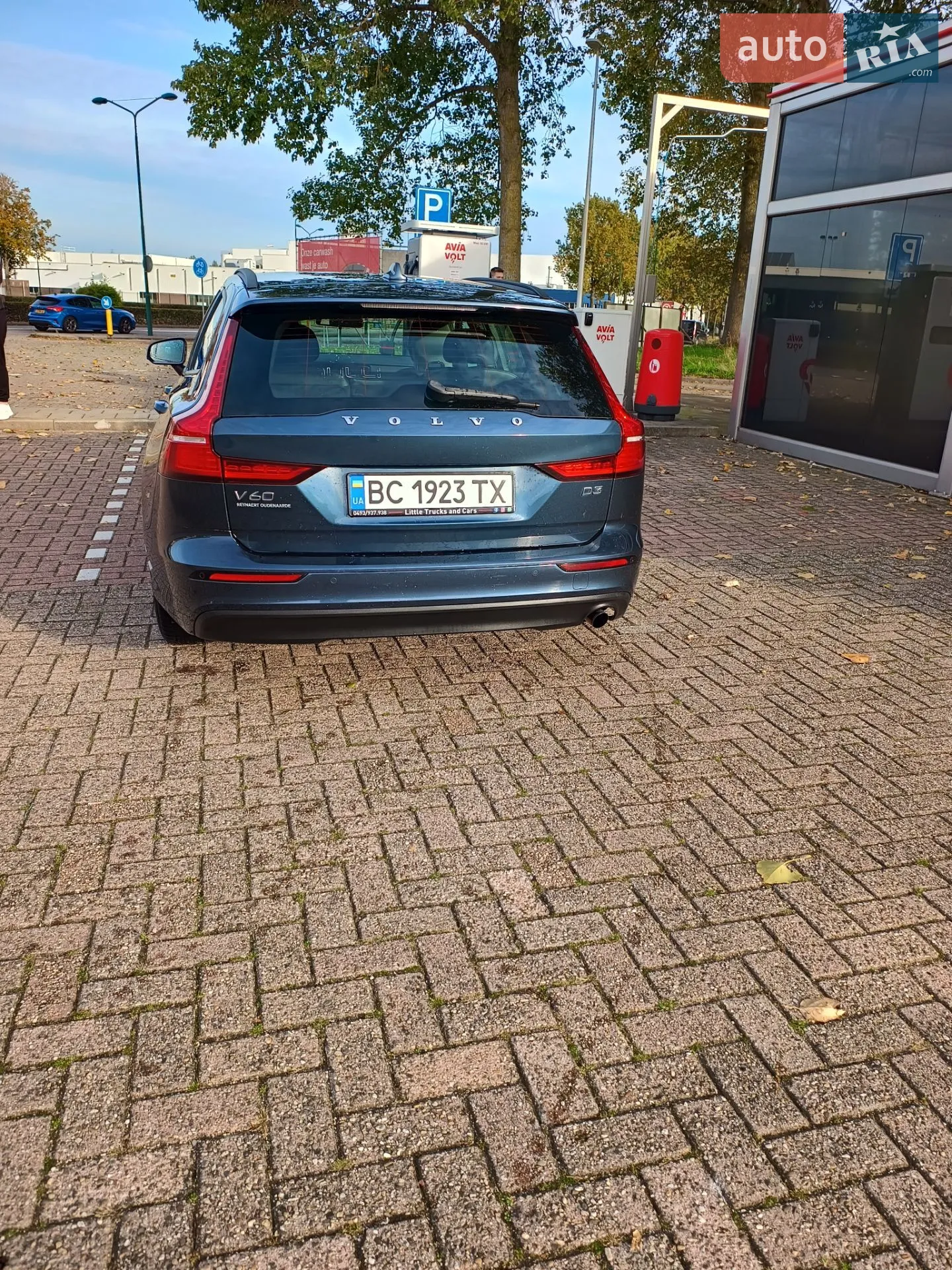 2019 Volvo V60 - мініатюра 10
