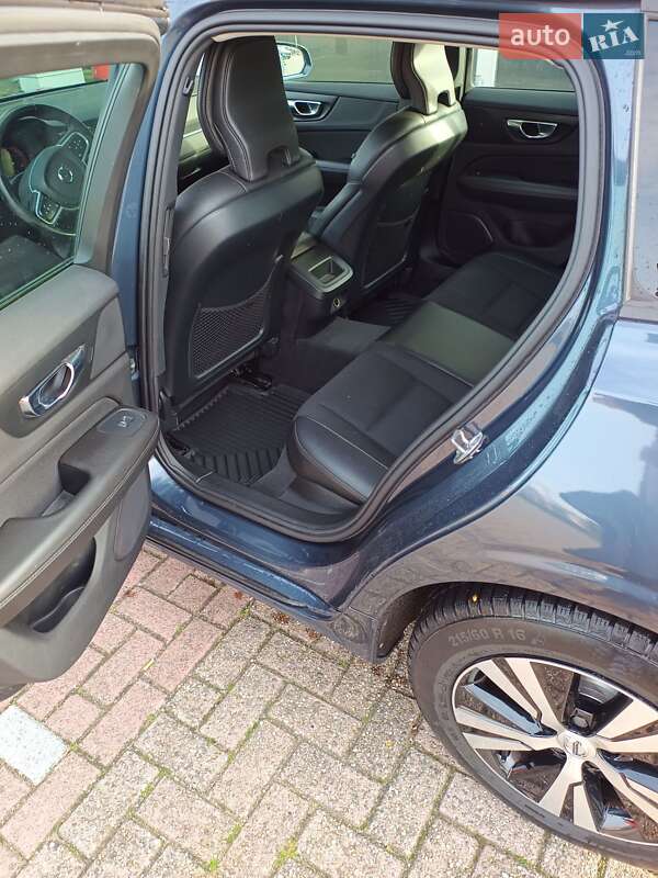 Универсал Volvo V60 2019 в Каменке-Бугской фото 13 Универсал Volvo V60 2019 в Каменке-Бугской