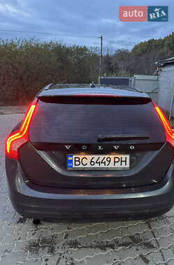 Универсал Volvo V60 2011 в 