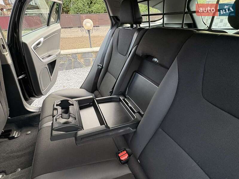 Універсал Volvo V60 2012 в Рівному фото 39 Універсал Volvo V60 2012 в Рівному