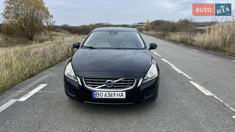 Volvo V60 2012 Volvo V60 2012