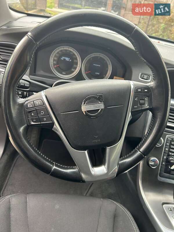 Універсал Volvo V60 2011 в Львові